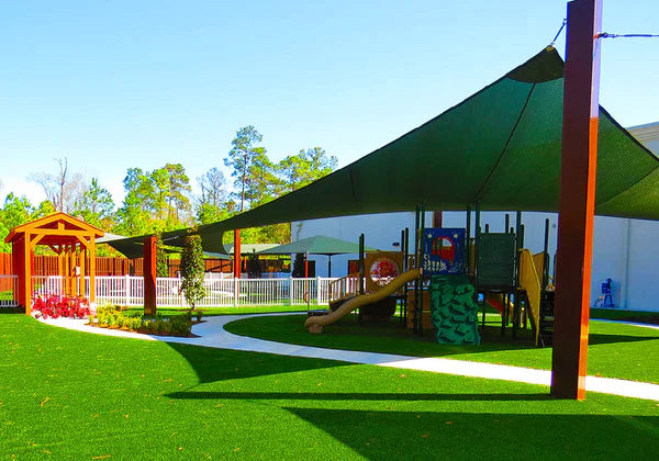 GREEN-SUN-SHADE-SAIL