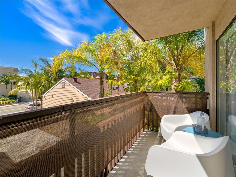 balcony-privacy-screen